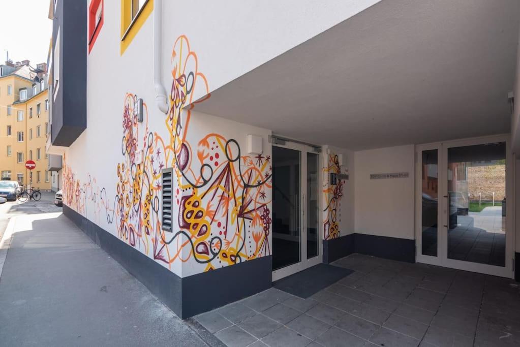 דירות וינה Neu Und Hell In Zentraler Ruhelage Mit Parkplatz מראה חיצוני תמונה